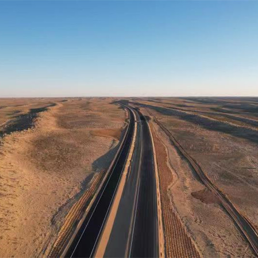 新疆阿乌高速